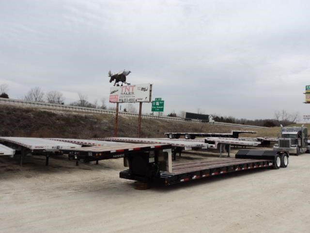 2015 TALBERT RENT ME! Talbert 40 ton Lowboy RGNS WITH OUTRIGGER - image 1 of 6