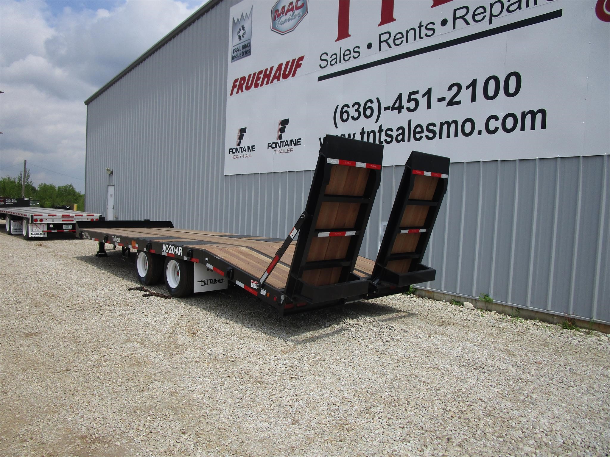 2025 TALBERT AC-20-AR 20 Ton Tag Trailer w/ Air Ramps - image 5 of 6