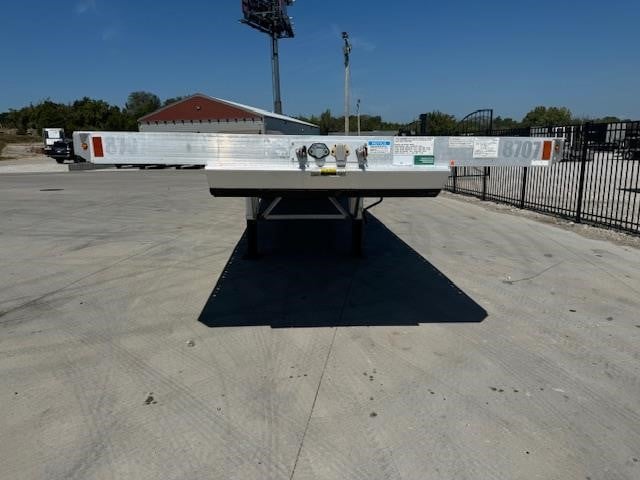 2022 FONTAINE REVOLUTION 48' ALUMINUM FLATBED - image 2 of 6