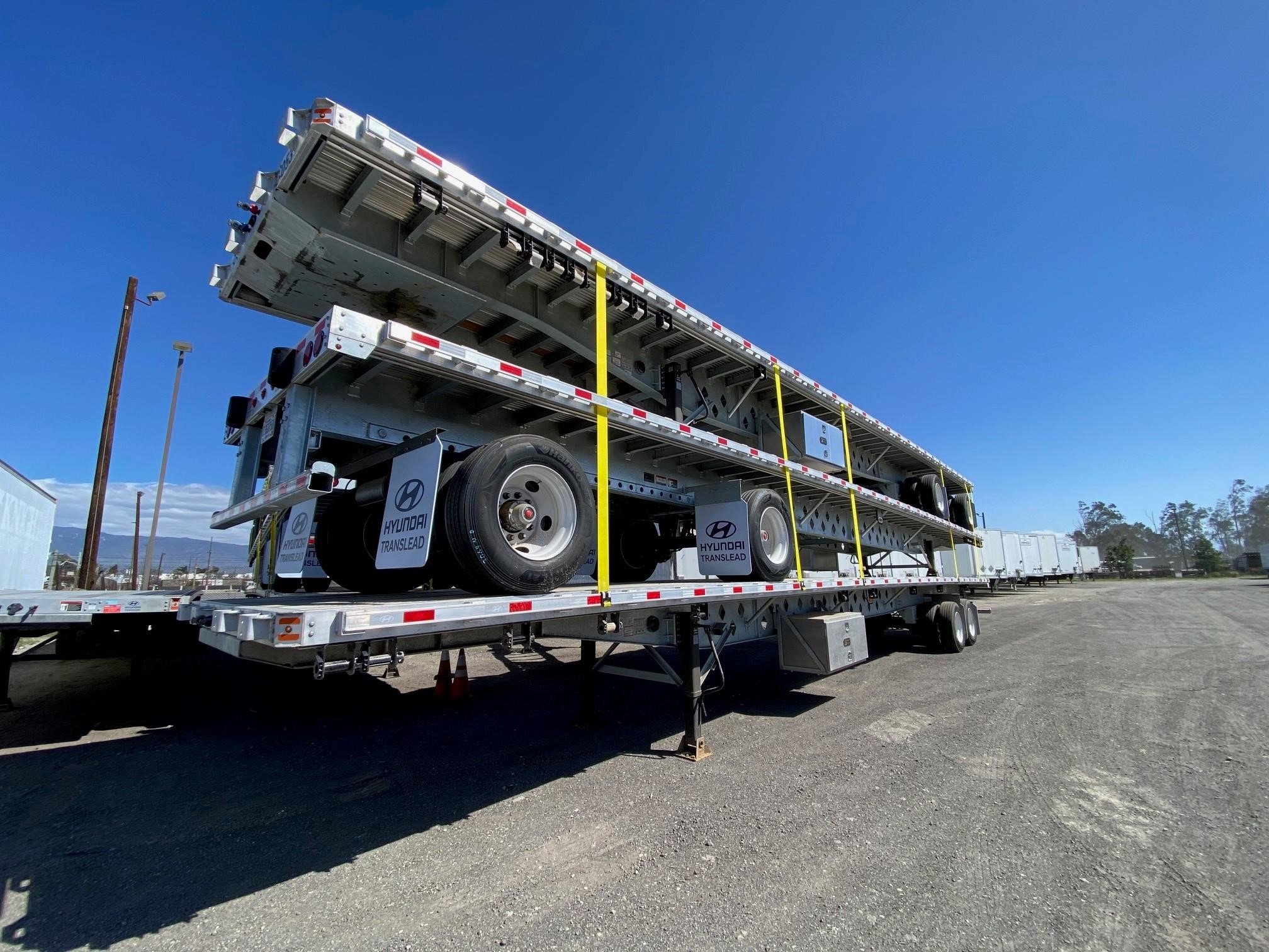 2024 HYUNDAI 53' COMBO FLAT W/ REAR SLIDER & GALVANIZED STEEL - image 1 of 6